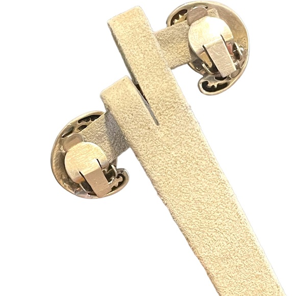 Vintage sterling silver 925 Siam Thai goddess white enamel clip on earrings - Picture 6 of 10